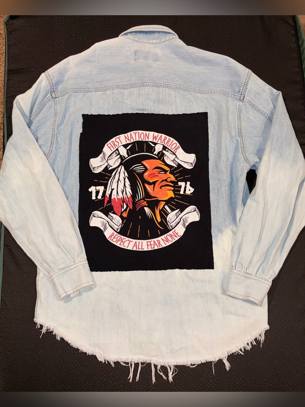 R.M Williams Men's M Bleached Blue Denim Button Shirt First Nation Warrior Patch